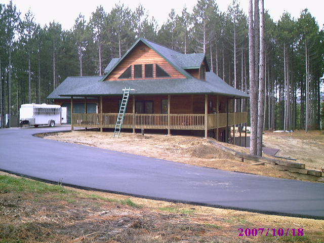 LK,s House in the woods
